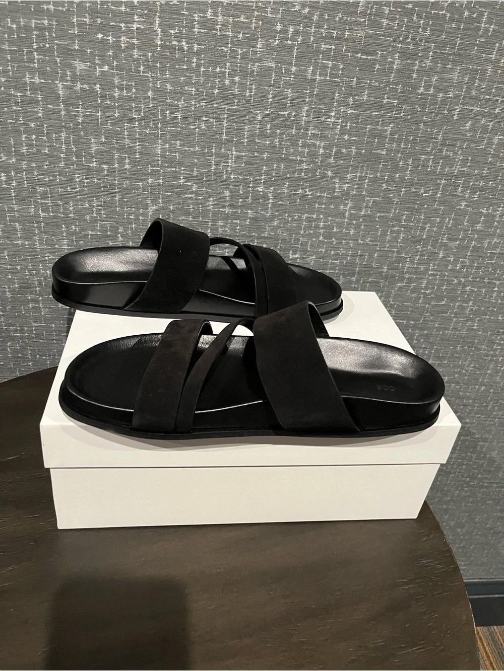 NIB COS MULTI-STRAP SUEDE SANDALS Black 10